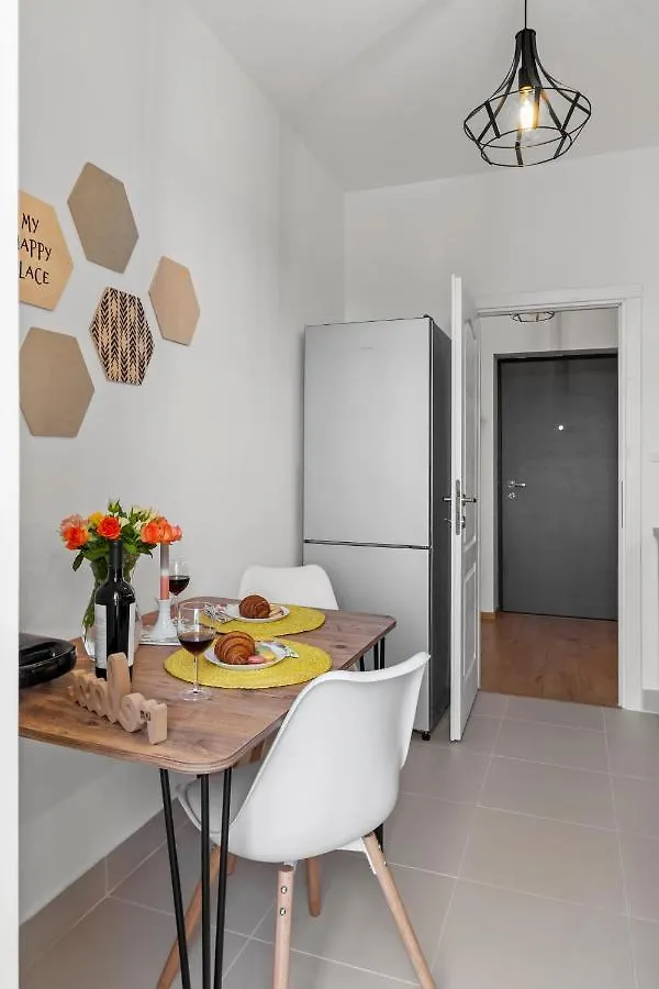 Artistry - Harmony In 1Br Apartment Bucharest Romania